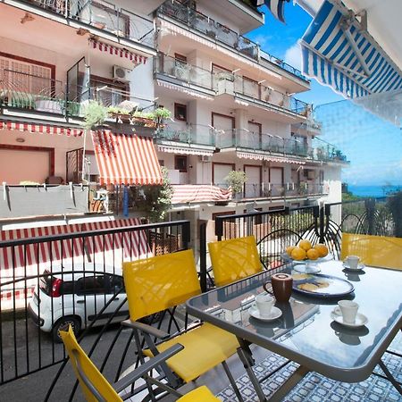 Yourhome - Mimosa Home Apartment Sorrento Bagian luar foto